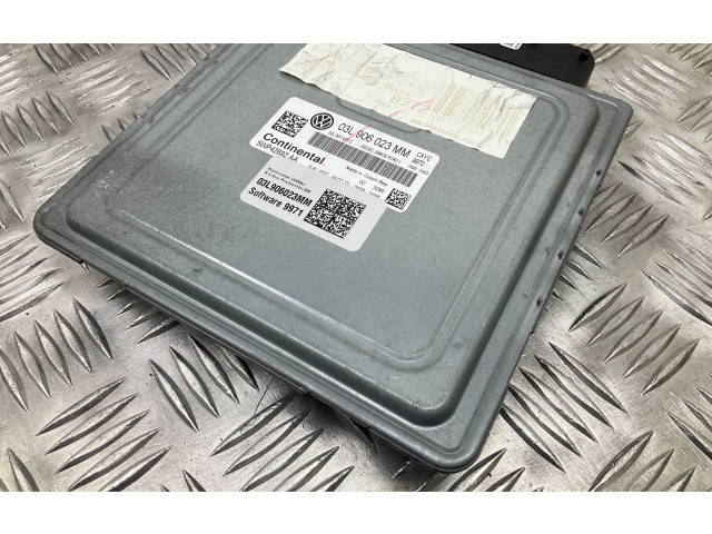 Блок управления двигателем Блок управления 03L906023MM Volkswagen Jetta VI