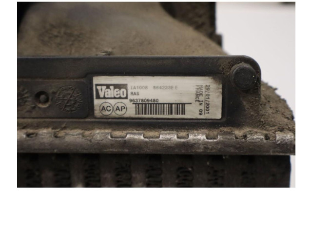 Радиатор интеркулера VALEO Peugeot 607