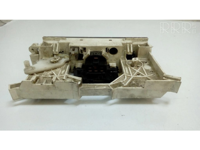 Блок управления климат-контролем MR500529 Mitsubishi Carisma