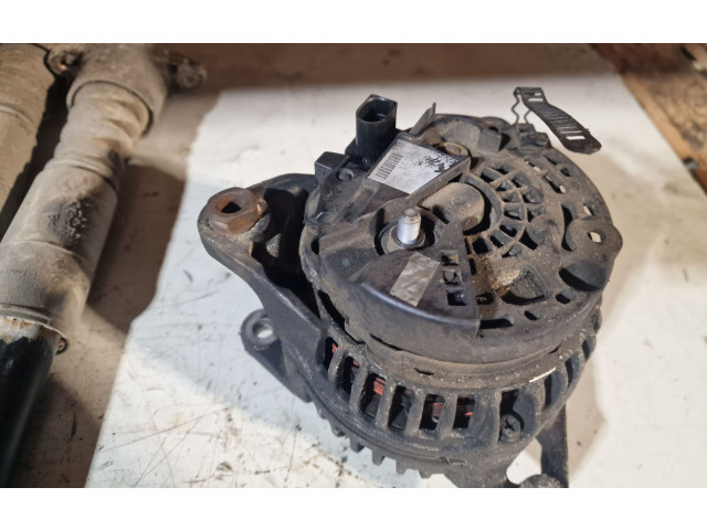 Генератор    Audi A6 S6 C5 4B      