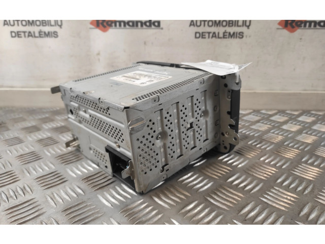 Радио/ проигрыватель CD/DVD / навигация 1K0035164D, 28352655    Volkswagen Jetta VI   