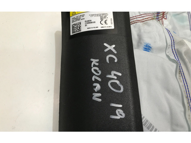 Подушка безопасности для колен 31455736 Volvo XC40