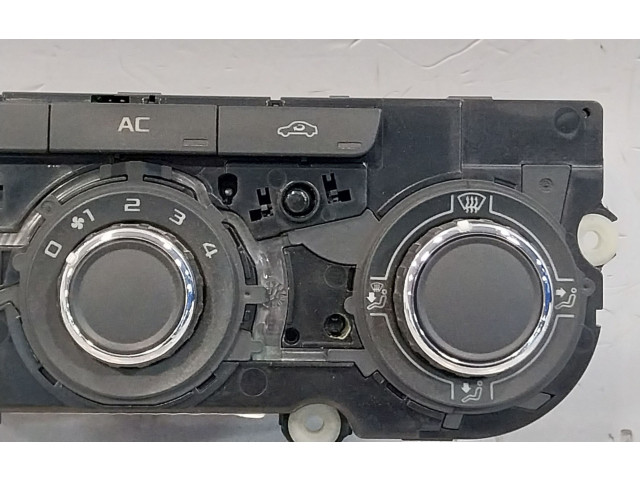 Модуль блока управления кондиционером 3T0820047R, SW0401 Skoda Yeti (5L)