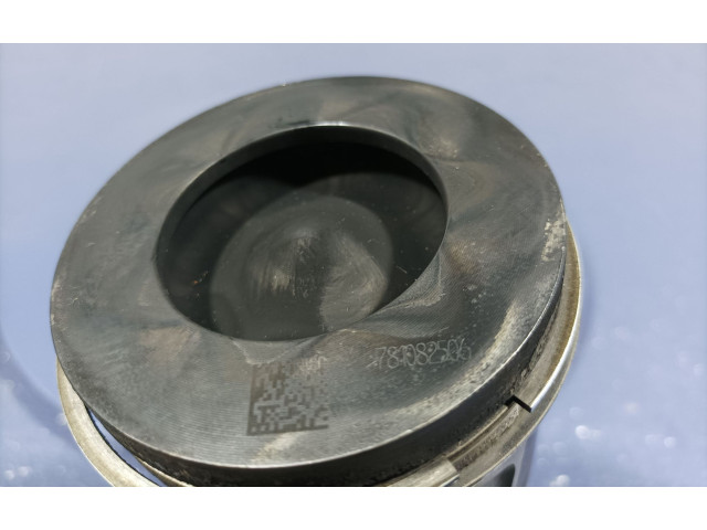 Píst 7810825, 7810825 BMW X1 E84