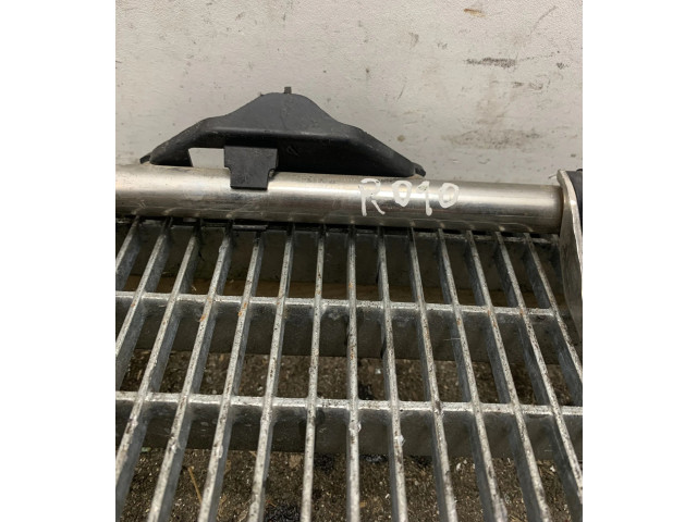 Vstřikovací lišta 7537319 BMW 7 F01 F02 F03 F04 pro benzínový motor 3.0 N54 B30 A