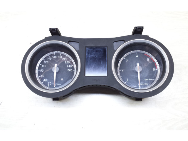 Панель приборов 0156072820 Alfa Romeo 159