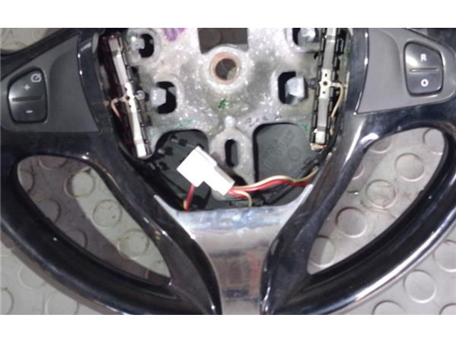 Руль Renault Clio IV  2012 -  года 6218822A      