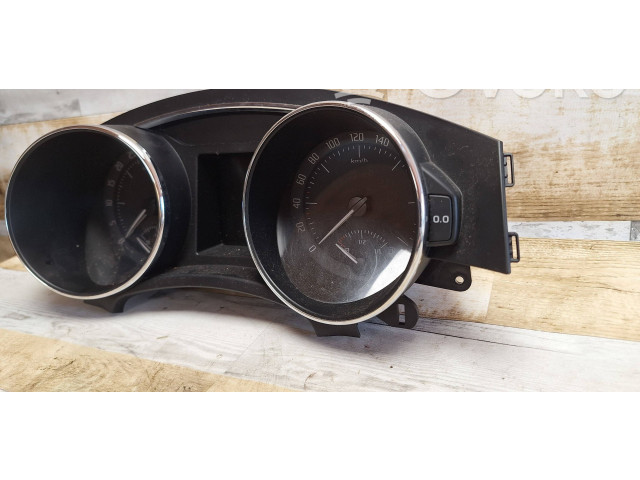 Панель приборов 3T1920841H, VD104811   Skoda Superb B6 (3T)       