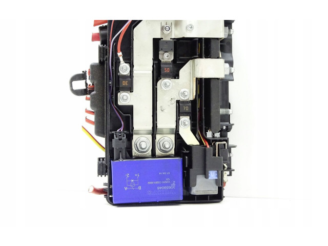 Pojistková skříňka Volvo XC60 2011