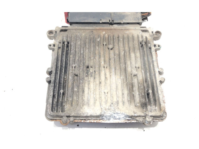 Блок управления двигателем Блок управления Jeep Grand Cherokee (WK)