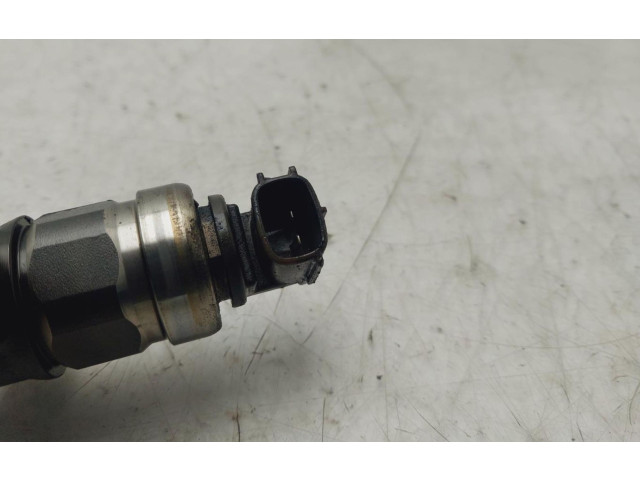 Vstřikovač 16613AA030 Subaru Legacy