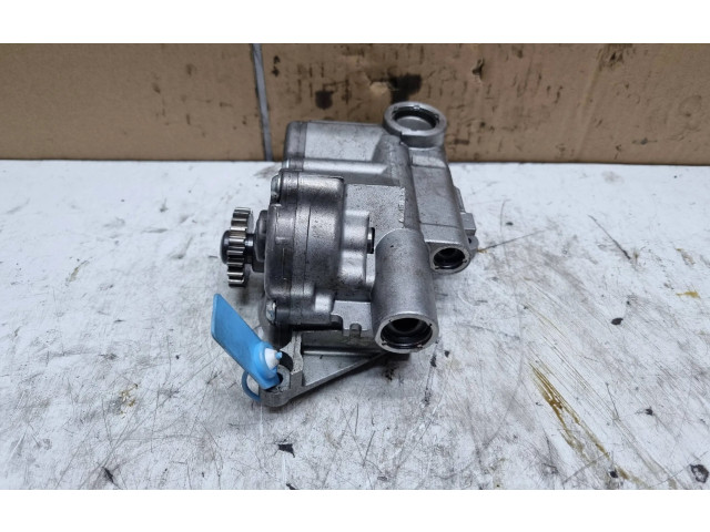 Масляный насос   06J115106AB  Audi A3 S3 8P 