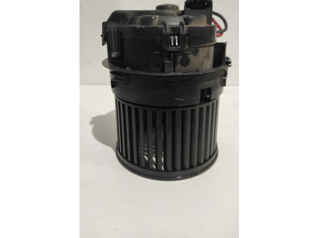 Вентилятор печки Peugeot 2008 I