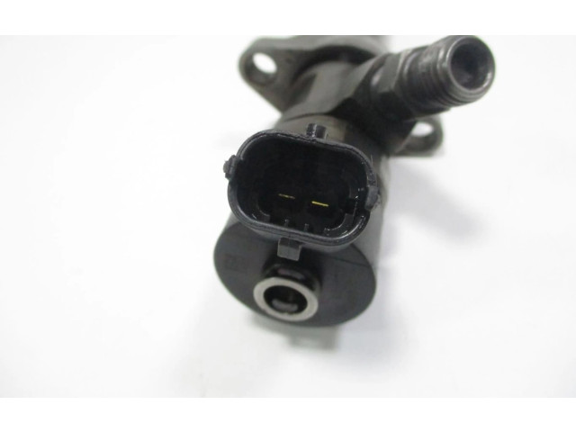 Vstřikovač 0445110239 Mazda 2