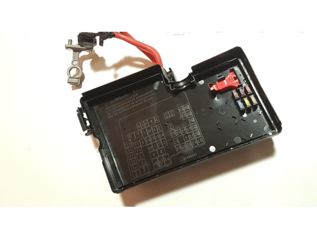 Блок предохранителей 31409547 Volvo V40