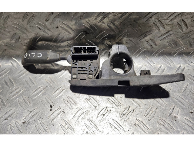 Ручка стеклоочистителей Renault Clio I