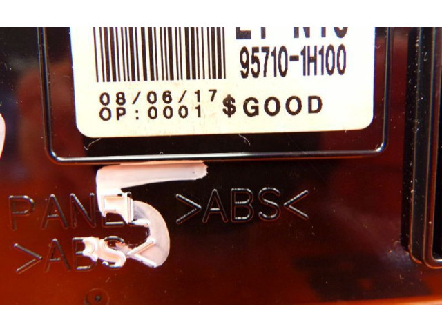 Дисплей    957101H100, 957101H100   KIA Pro Cee'd I