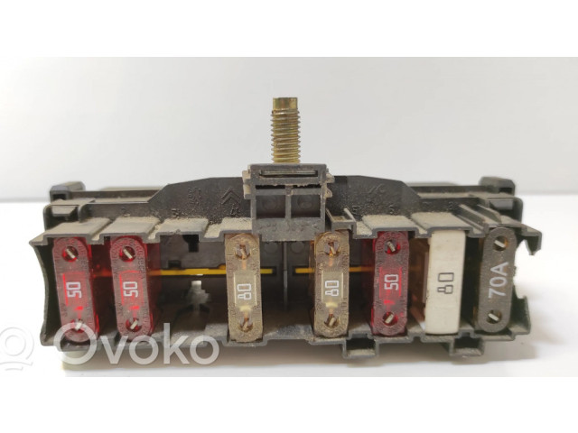 Блок предохранителей    Citroen C5    