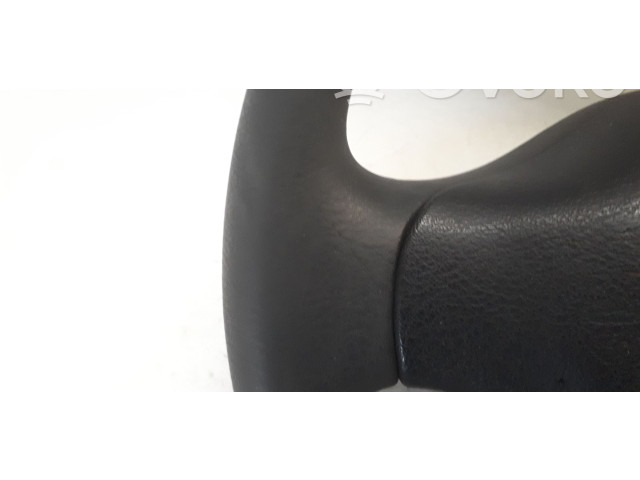 Руль Dacia Logan I 2004-2012 года 8200170149A, 8200405784