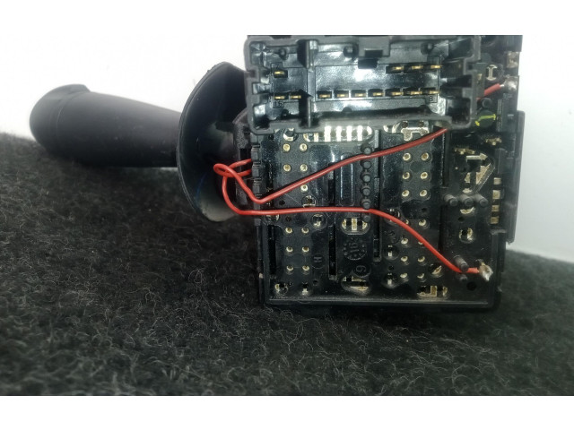 Ручка стеклоочистителей E1109568 Dacia Duster II