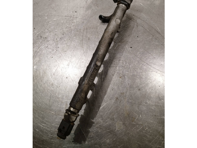 Топливная рампа 03l089c   Volkswagen PASSAT B6   для двигателя Bmp 