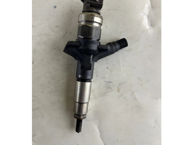 Vstřikovač 16613AA020, 27331716 Subaru Outback