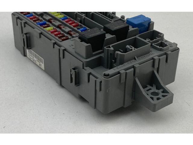 Блок предохранителей TL4G210, 090903 Honda Accord