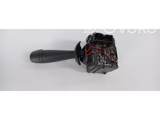 Переключатель дворников E11811200   Renault Sandero I