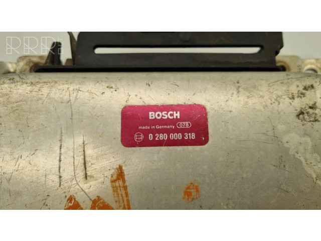 Řídící jednotka 0280000318 BMW 3 E30 1993