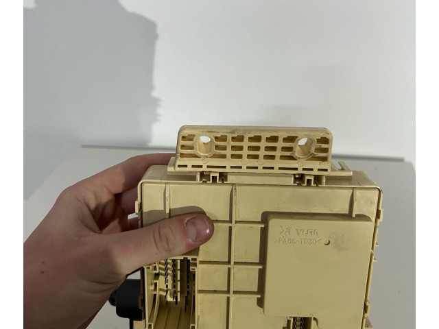 Блок предохранителей 91950A2040, A20401303100386 KIA Ceed