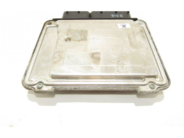 Блок управления двигателя 03G906021JC Skoda Octavia Mk2 (1Z)