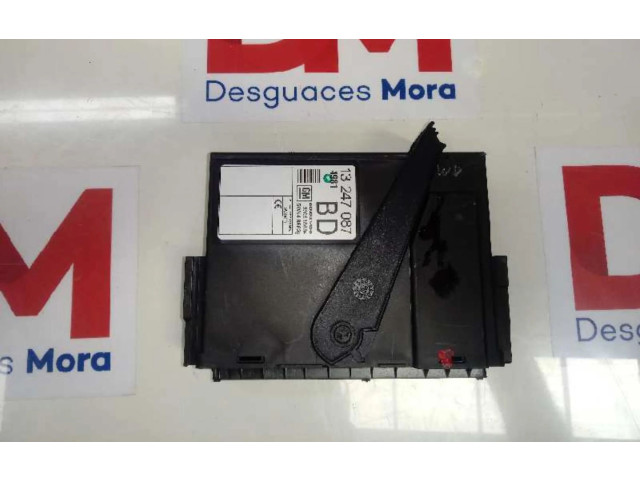 Блок комфорта 13247087 Opel Meriva A