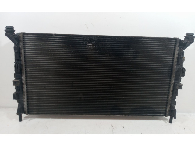 Радиатор охлаждающей жидкости     Volvo C30 