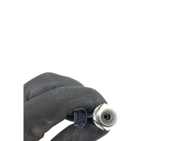 Vstřikovač 0261500136, 7599876 BMW 7 F01 F02 F03 F04 pro benzínový motor 4.4 N63 B44 B