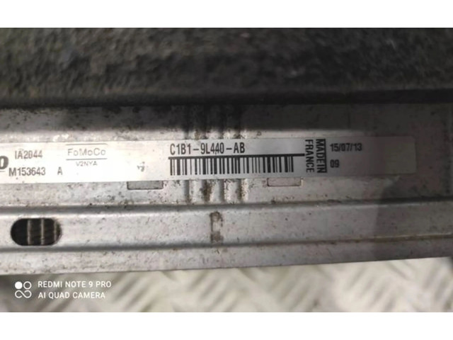 Интеркулер  C1B19L440AB   Ford Fiesta 