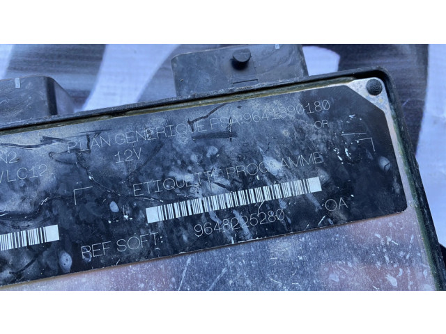 Řídící jednotka 9648225280, R04080034A Citroen Berlingo 2000