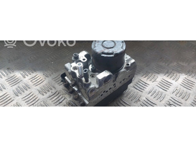 Блок АБС 4454053020, 1338005500 Lexus IS 200-300 1999-2005 года