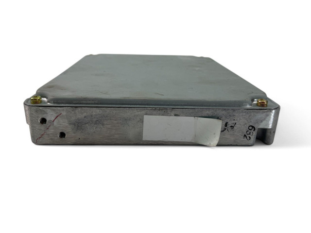 Řídící jednotka 8966105690 Toyota Avensis T250 2004