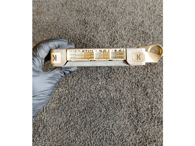 Řídící jednotka 8966105100, MB1757007442 Toyota Carina T190 1996