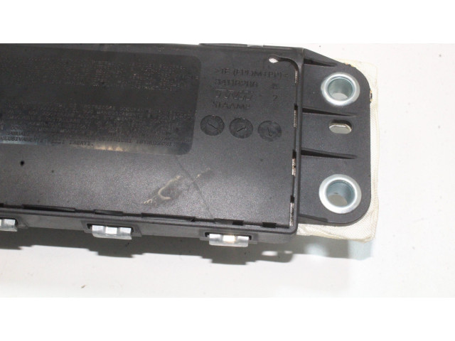 Подушка безопасности для колен 06700338890   Maserati Ghibli