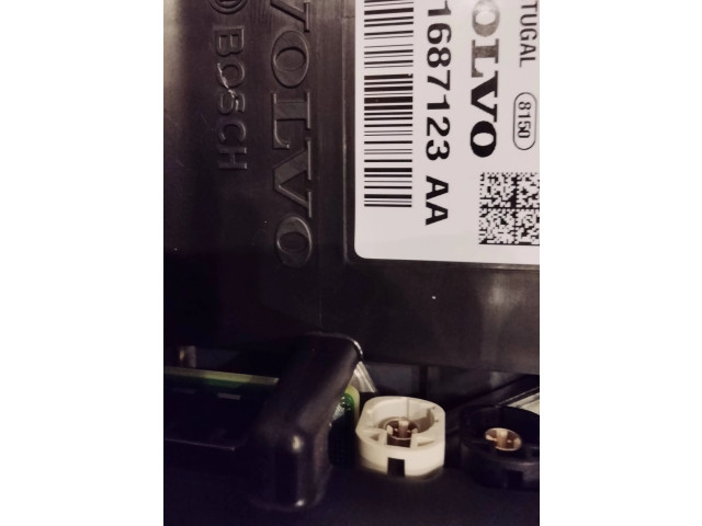 Панель приборов 31687123AA   Volvo XC90       