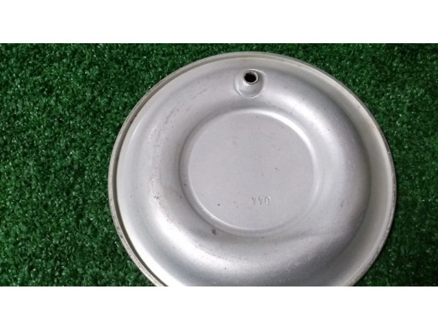 Заводская крышка (крышки) от центрального отверстия колеса