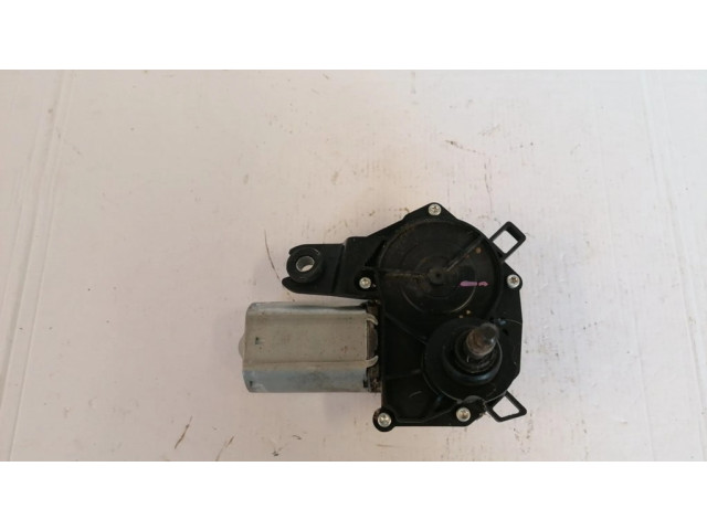 Двигатель стеклоочистителя заднего стекла