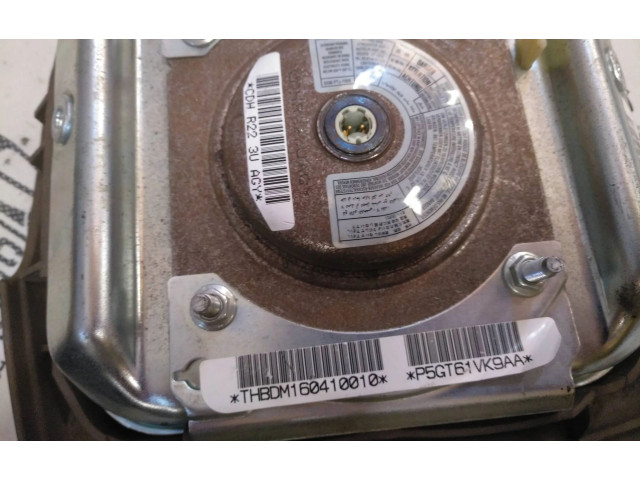 Подушка безопасности водителя THBDM160410010, CHBR68G1AA0 Jeep Grand Cherokee (WJ)