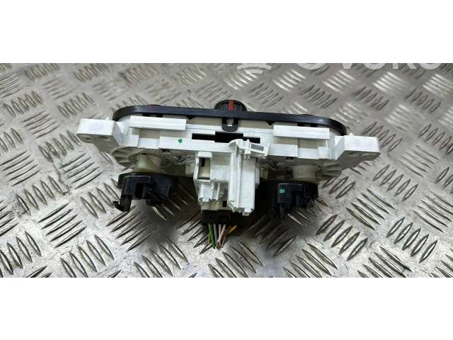 Блок управления климат-контролем 5P3741300, A42303300 Dacia Dokker