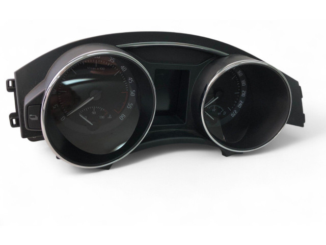 Панель приборов 3T1920841K   Skoda Superb B6 (3T)       