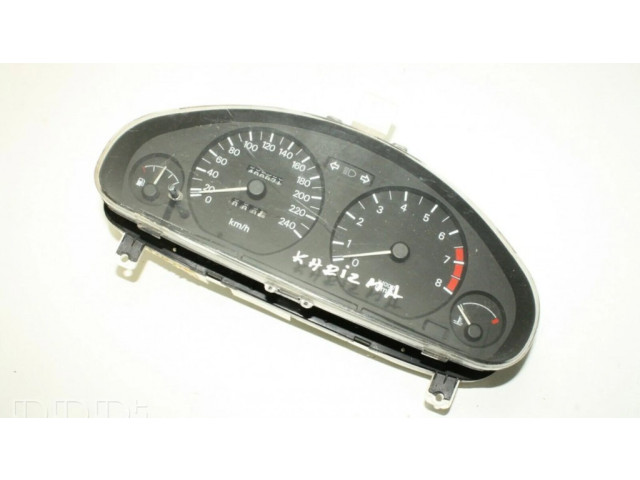 Панель приборов MR270100   Mitsubishi Carisma       