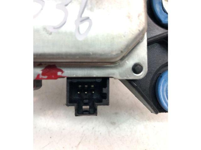 Моторчик дворников 31290787, DE3636    Volvo V70