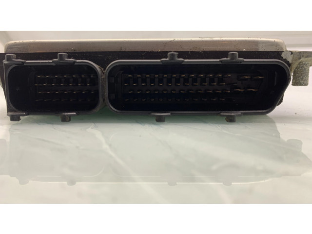 Řídící jednotka 03C906057AN Skoda Roomster (5J) 2006