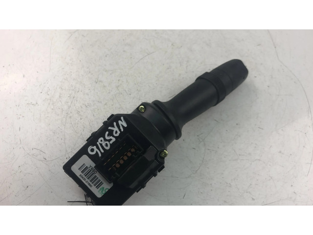 Подрулевой переключатель 934202Y660   KIA Ceed